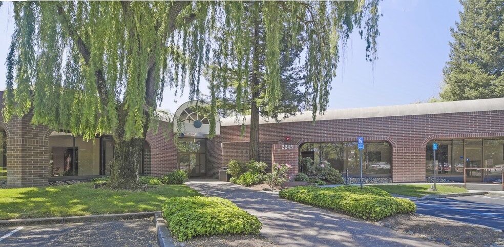 More Photos Of 2255 Challenger Way, Santa Rosa Unknown For Lease