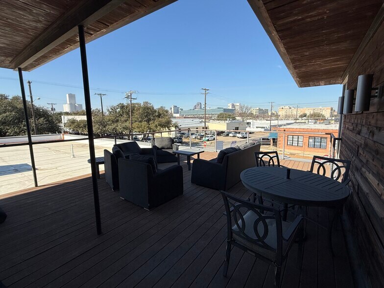 More Photos Of 4000 East Side Ave, Dallas Loft Creative Space For Lease