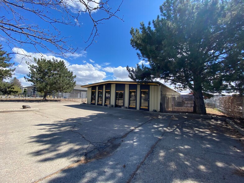 More Photos Of 7953 W Mossy Cup St, Boise Light Manufacturing For Lease