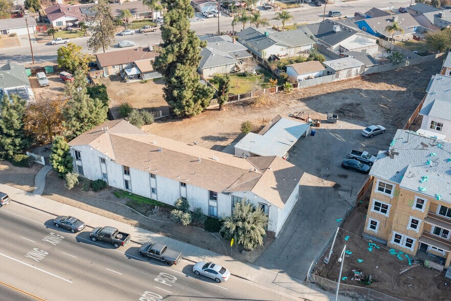 655 11th St, Reedley, CA 93654 Apartments For Sale