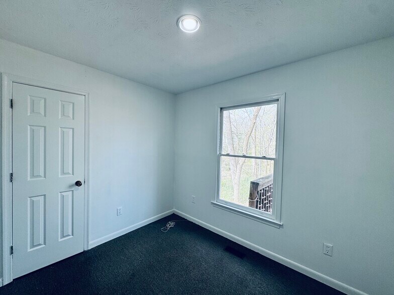 More Photos Of 2800 Hill St, Lynchburg Storefront Retail Office For Sale