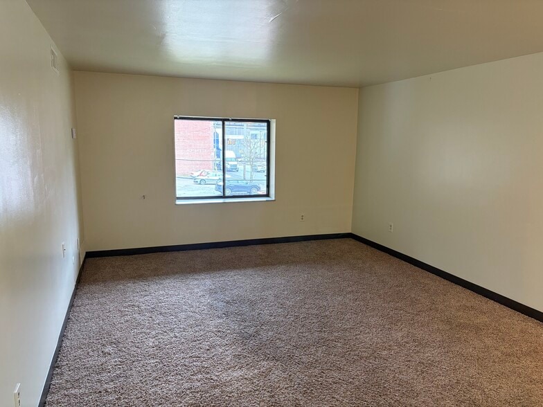 More Photos Of 200 Electric Ave, East Pittsburgh Apartments For Sale