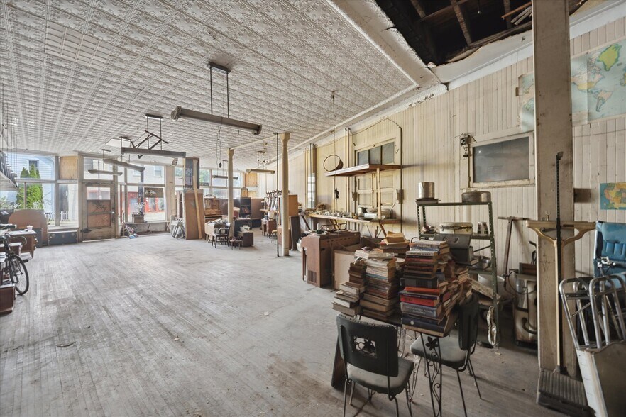 More Photos Of 5505 Lorain Ave, Cleveland Storefront Retail Residential For Sale