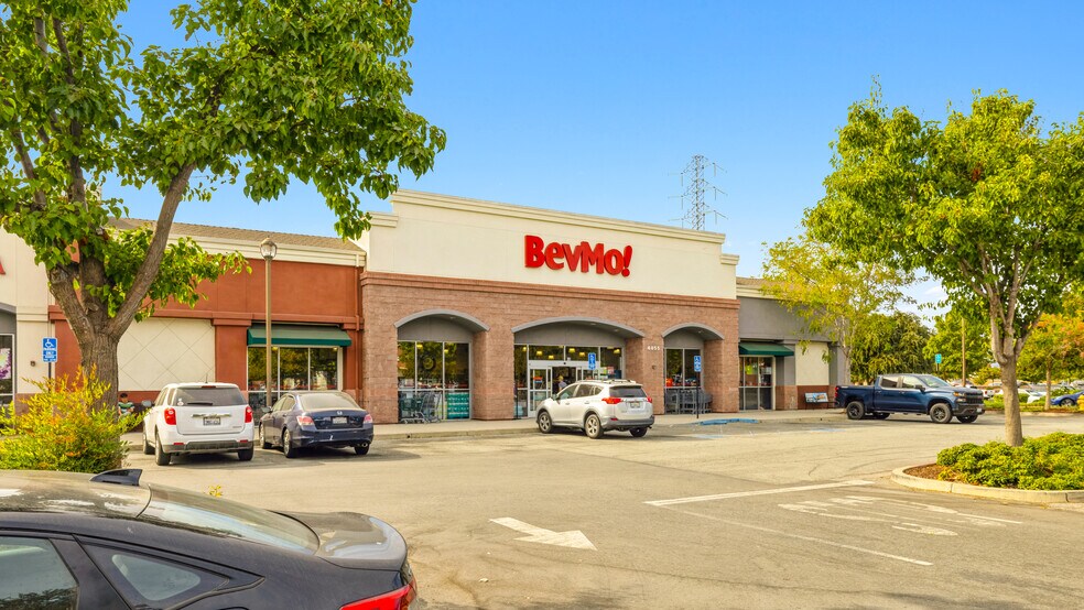 More Photos Of 6845-6855 Camino Arroyo dr, Gilroy General Retail For Sale