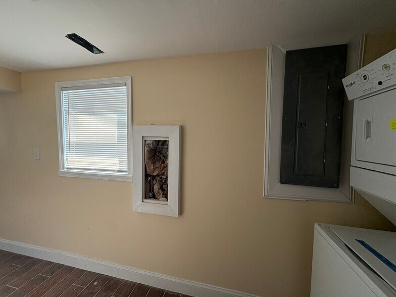 More Photos Of 7205 Livingston Rd, Oxon Hill Office Residential For Sale