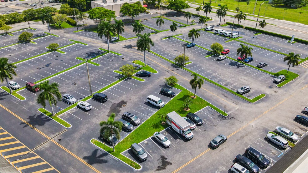 More Photos Of 941 Kimberly Blvd, North Lauderdale Unknown For Lease