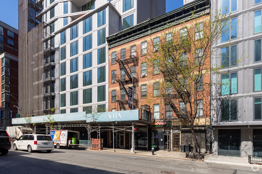 More Photos Of 493-495 9th Ave, New York Storefront Retail Residential For Lease