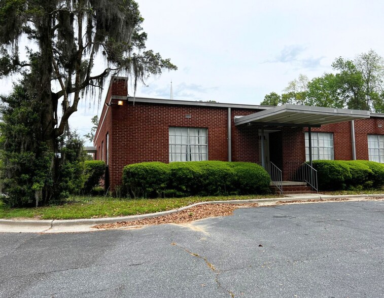 More Photos Of 309 Tibet Ave, Savannah Specialty For Sale