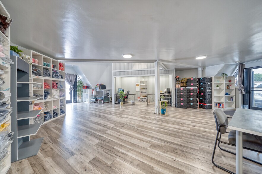 More Photos Of 1501 E Artesia Blvd, Long Beach Freestanding For Sale