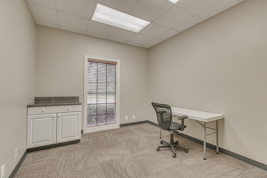 More Photos Of 1001-1045 N Highland Ave, Murfreesboro Medical For Lease