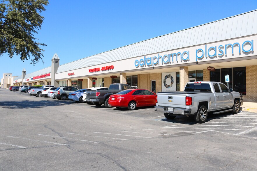 More Photos Of 11743-11823 West Ave, San Antonio Unknown For Lease