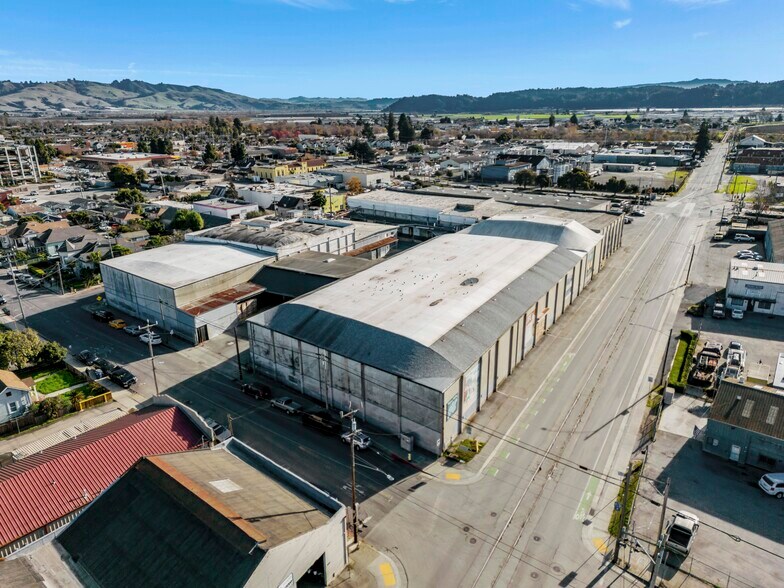 More Photos Of 114 Walker St, Watsonville Refrigeration Cold Storage For Lease