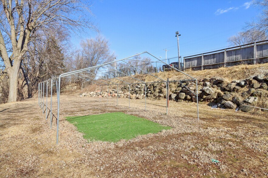 More Photos Of W11070 Hwy 16 & 60, Columbus Restaurant For Sale