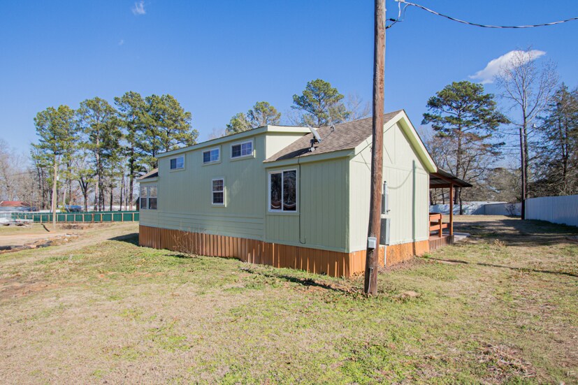 More Photos Of 18501 County Road 3131, Gladewater Multifamily For Sale