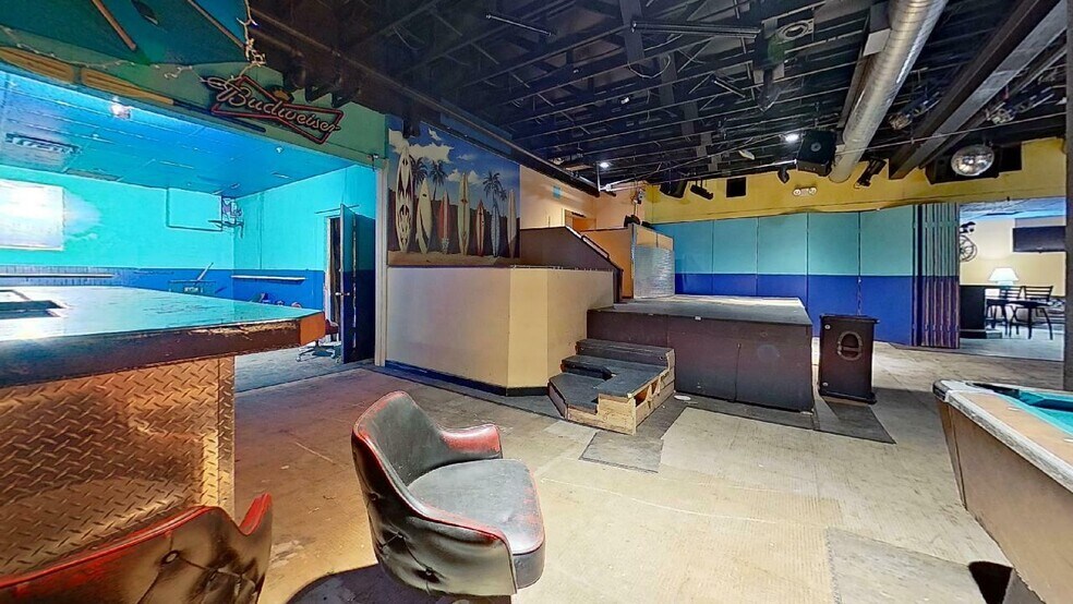 More Photos Of 95 Lake St, Gilford Restaurant For Sale