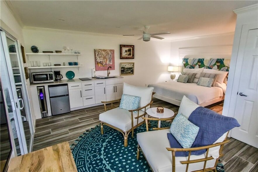 More Photos Of 11450 S Indian River Dr, Sebastian Hotel For Sale