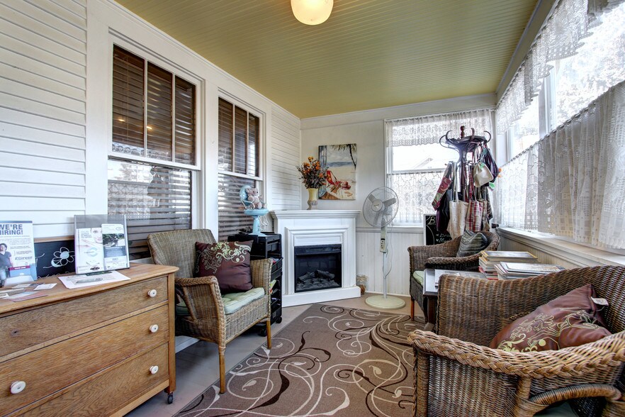 More Photos Of 710 South St, Castle Rock Storefront Retail Office For Lease