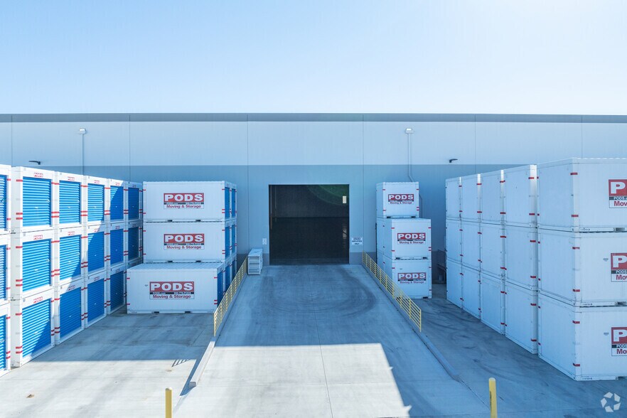 More Photos Of 24 Wayne Ct, Sacramento Warehouse For Lease