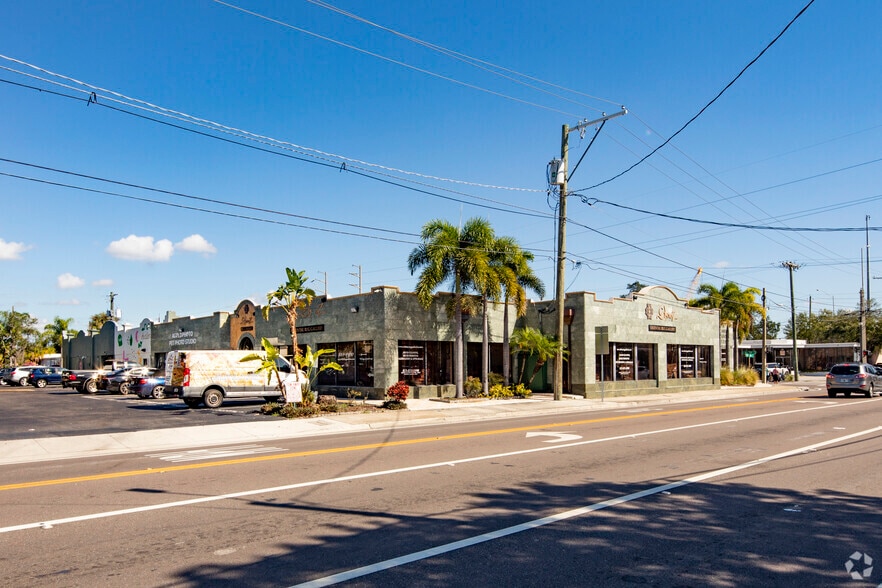 More Photos Of 2817-2825 S Macdill Ave, Tampa Unknown For Lease