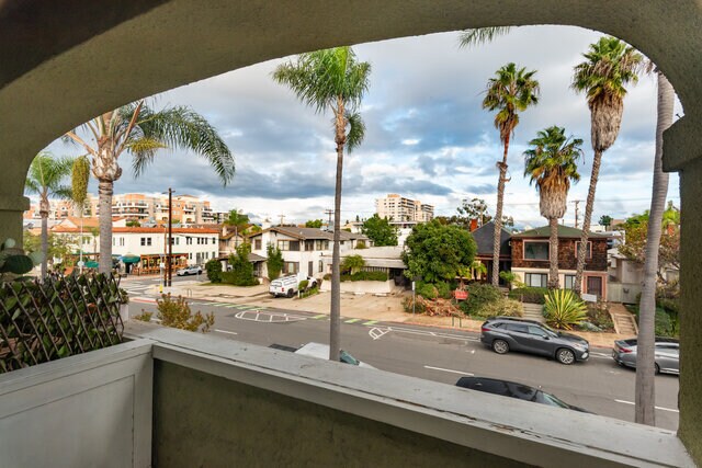 More Photos Of 3574 4th Ave, San Diego Apartments For Sale