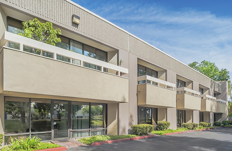 More Photos Of 3176 Pullman St, Costa Mesa Unknown For Lease