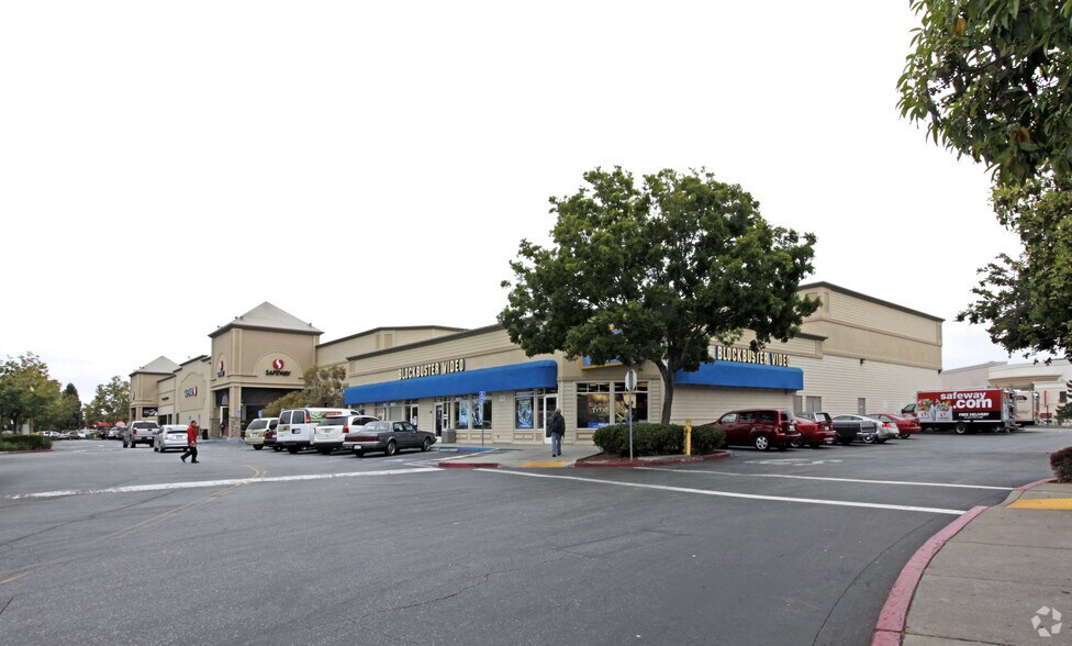 More Photos Of 1001-1111 El Camino Real, Redwood City Unknown For Lease