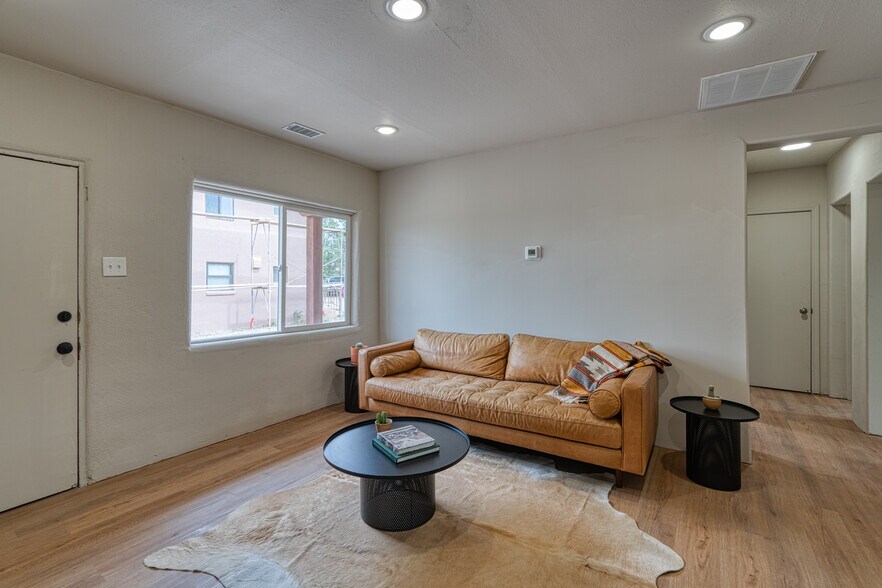 More Photos Of 720-724 School St, Espanola Apartments For Sale