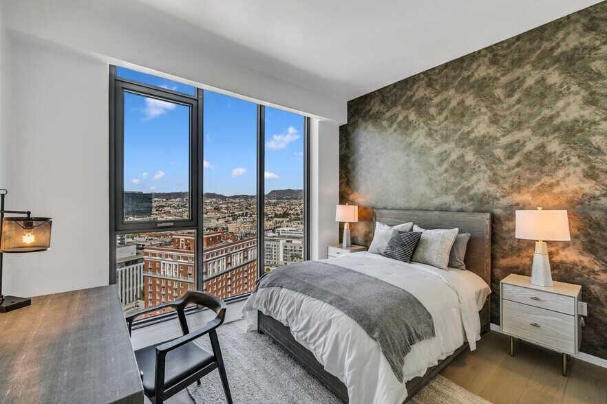 More Photos Of 2801 Sunset Pl, Los Angeles Apartments For Lease