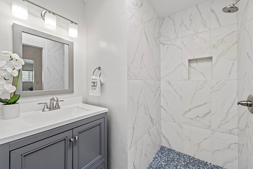 More Photos Of 4606 Cabrillo St, San Francisco Apartments For Sale