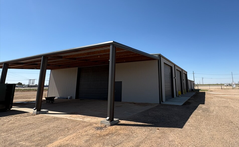More Photos Of 3334 S Service Rd, Stanton Warehouse For Sale