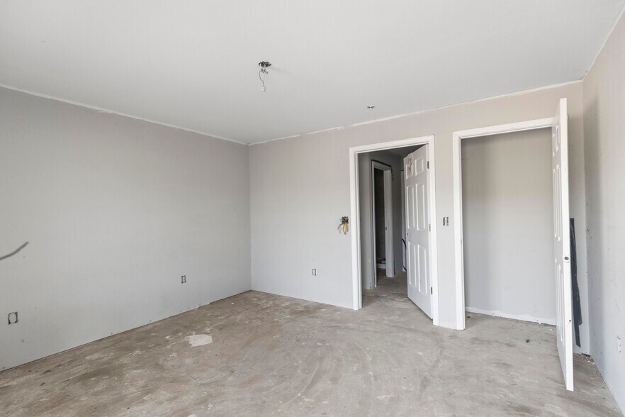 More Photos Of 1010 N Eufaula Ave, Eufaula Hotel For Sale