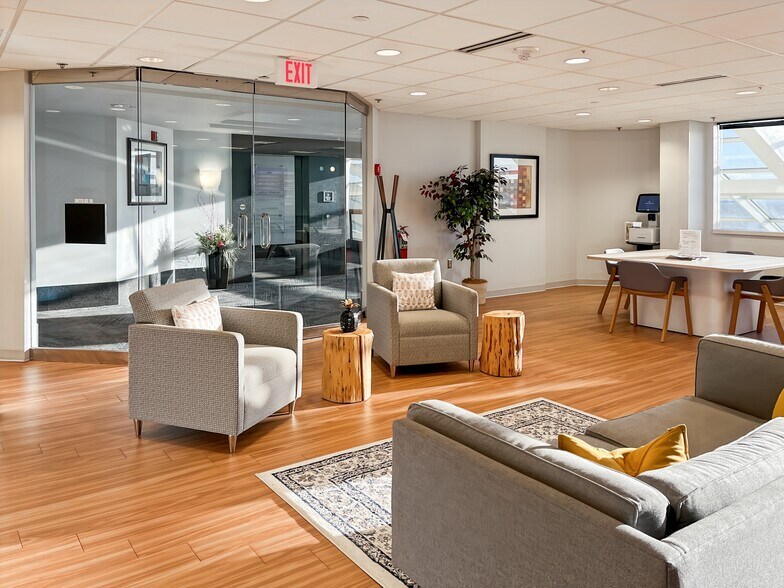 More Photos Of 39555 Orchard Hill Pl, Novi Coworking Space