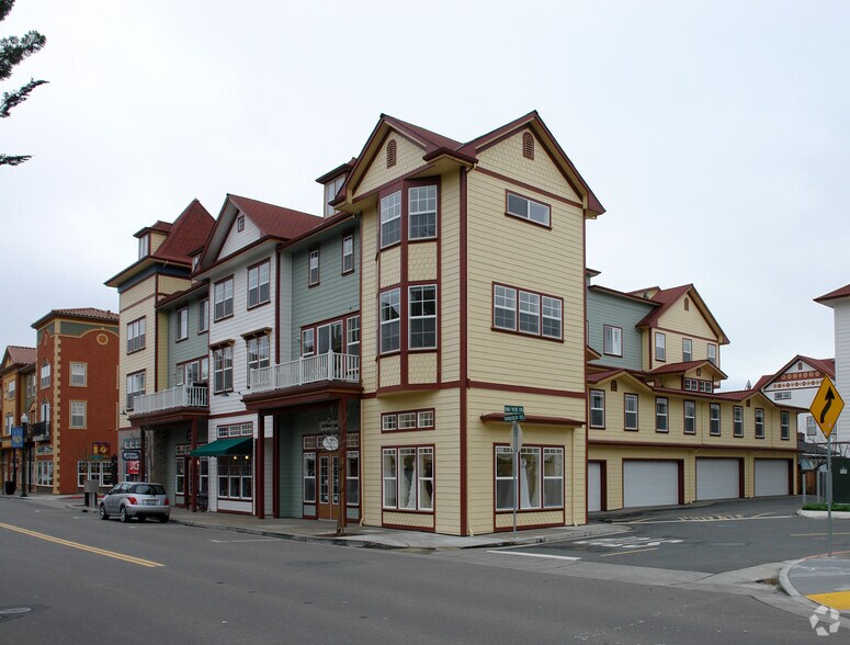 More Photos Of 220 Windsor River Rd, Windsor Apartments For Sale