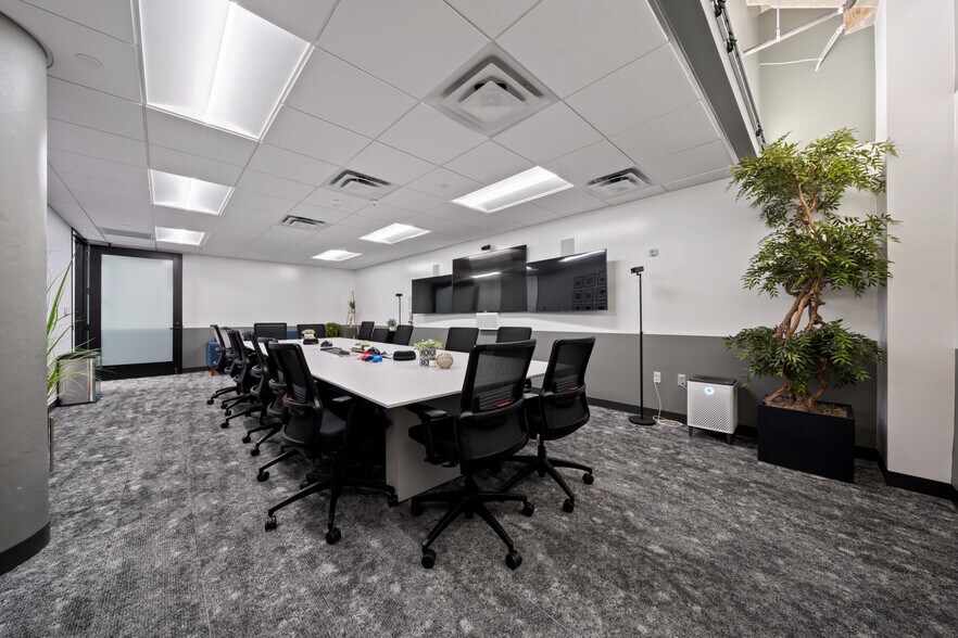 More Photos Of 7620 Guadalupe St, Austin Office For Lease