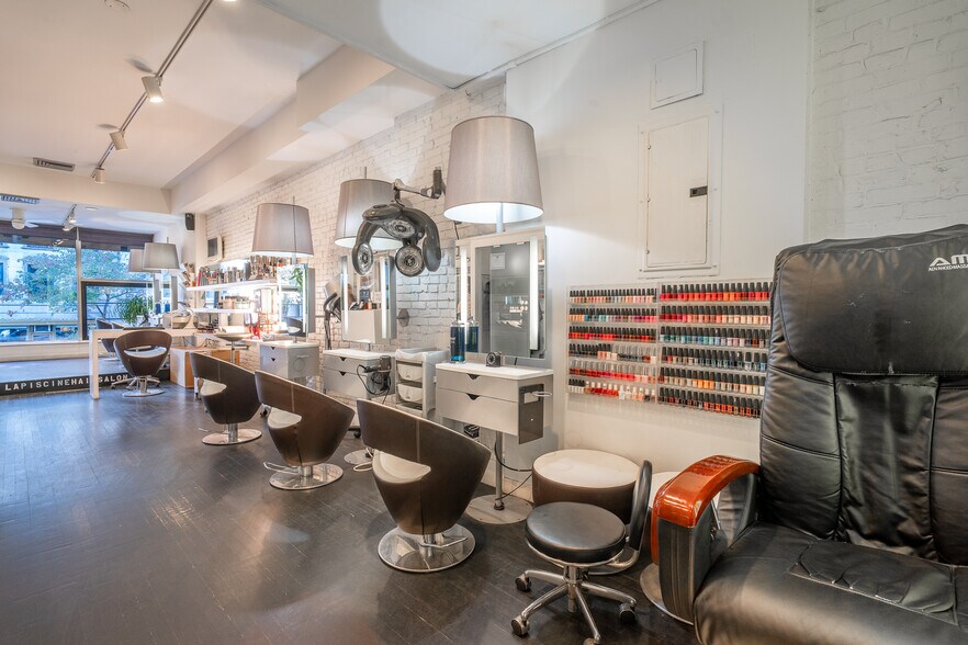 More Photos Of 843 Lexington Ave, New York Storefront Retail Residential For Lease