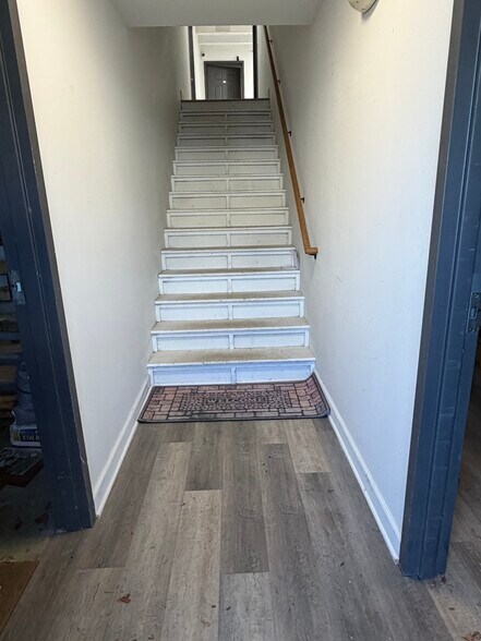 More Photos Of 7644-7646 Fullerton Rd, Springfield Warehouse For Sale