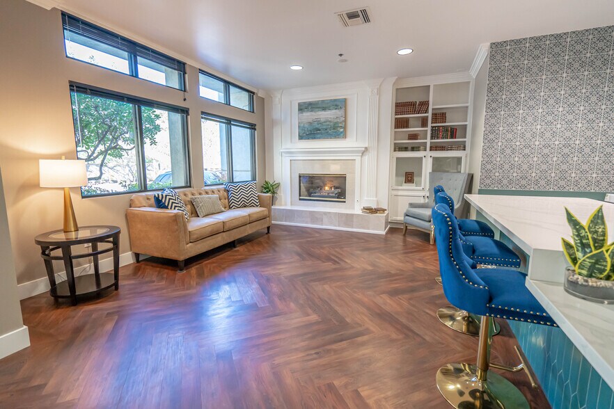 More Photos Of 25101 The Old Rd, Stevenson Ranch Office For Sale