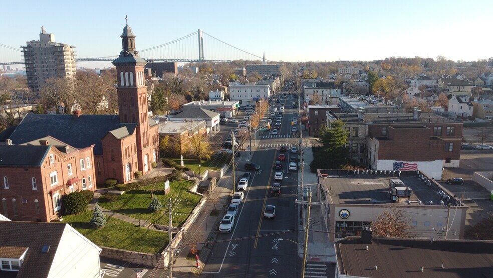 More Photos Of 1082 Bay St, Staten Island Freestanding For Sale