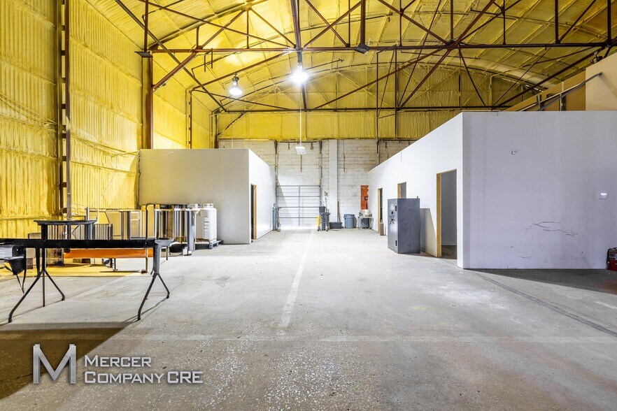 More Photos Of 900 N 4th St, Guthrie Manufacturing For Lease