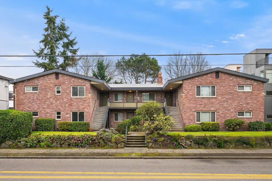 Primary Photo Of 1521 NW 65th St, Seattle Apartments For Sale