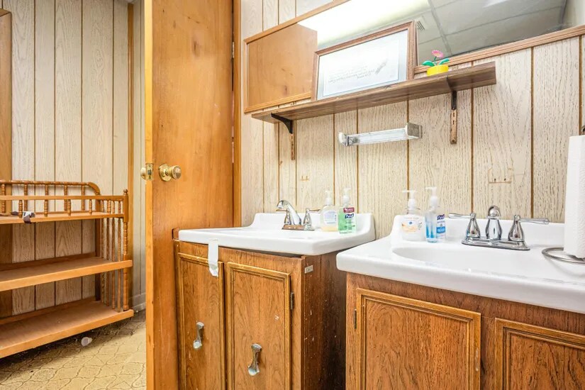 More Photos Of 1200 E Hudson St, Columbus Religious Facility For Sale