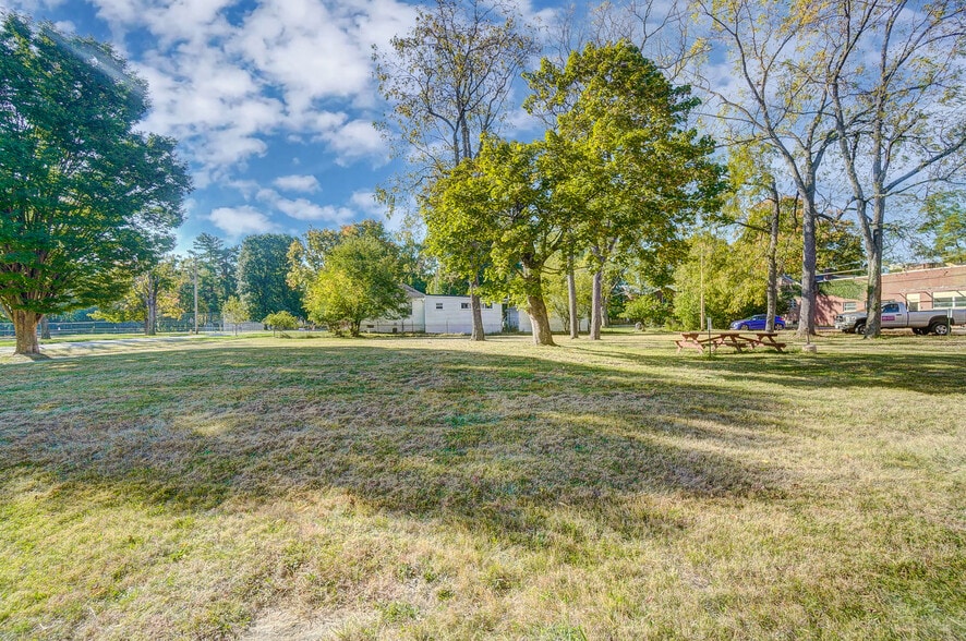 More Photos Of 150 E South College St, Yellow Springs Research And Development For Sale