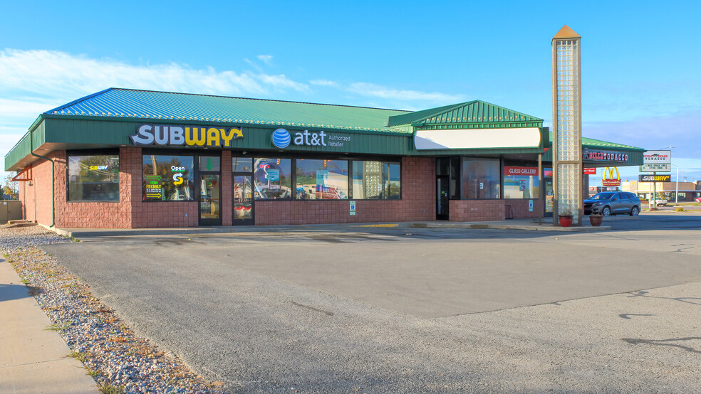 Primary Photo Of 536 N Lincoln Rd, Escanaba General Retail For Lease