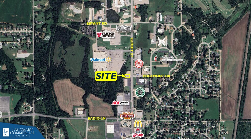 More Photos Of 2411 N Summit St, Arkansas City Freestanding For Lease
