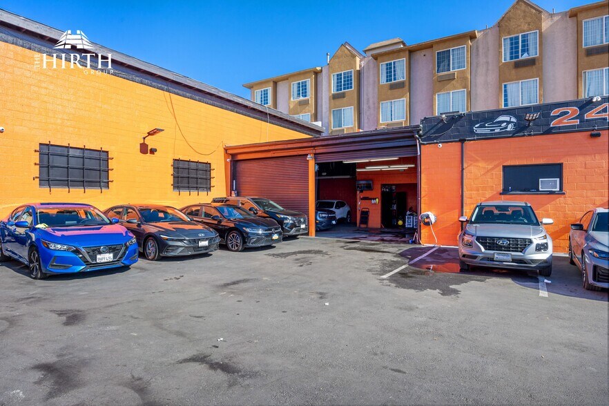 More Photos Of 4761 W Century Blvd, Inglewood Storefront For Sale