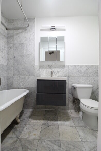 More Photos Of 114 E 37th St, New York Apartments For Sale