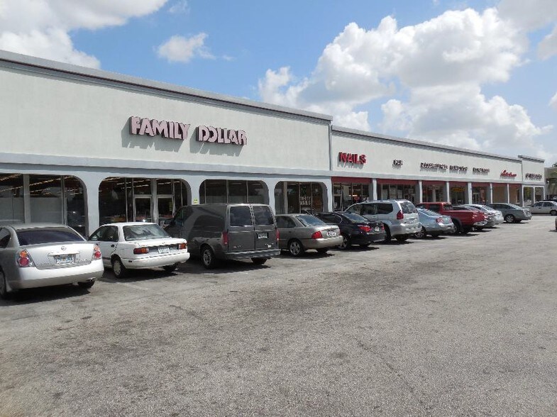 More Photos Of 5995-6081 W Sunrise Blvd, Sunrise Storefront Retail Office For Lease