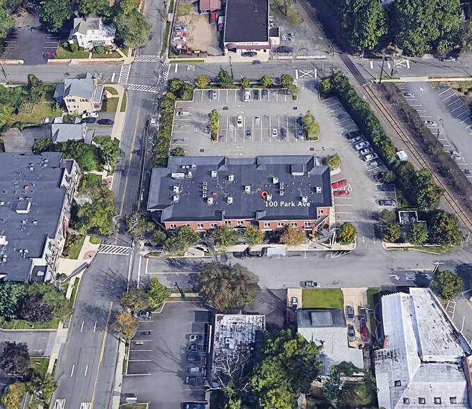 More Photos Of 100 Park Ave, Hillsdale Storefront Retail Residential For Lease