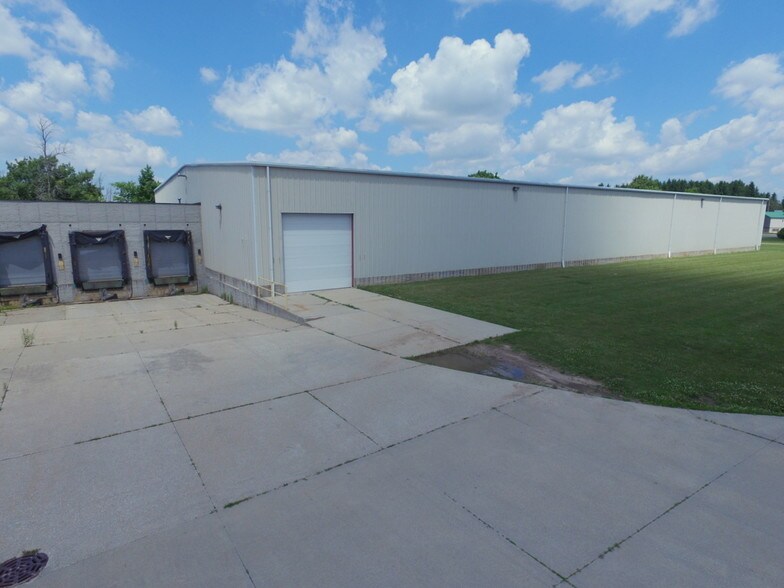 More Photos Of 2125 Redman Dr, Alma Distribution For Sale