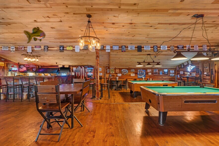 More Photos Of 6162 US Highway 160, Theodosia Restaurant For Sale